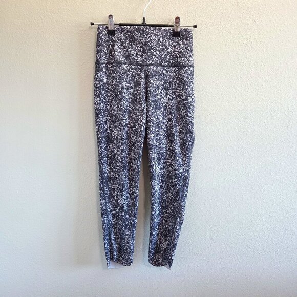 all in motion Girl's Active High Rise Capri Style Leggings Sz Large 10/12 Black - Picture 1 of 4